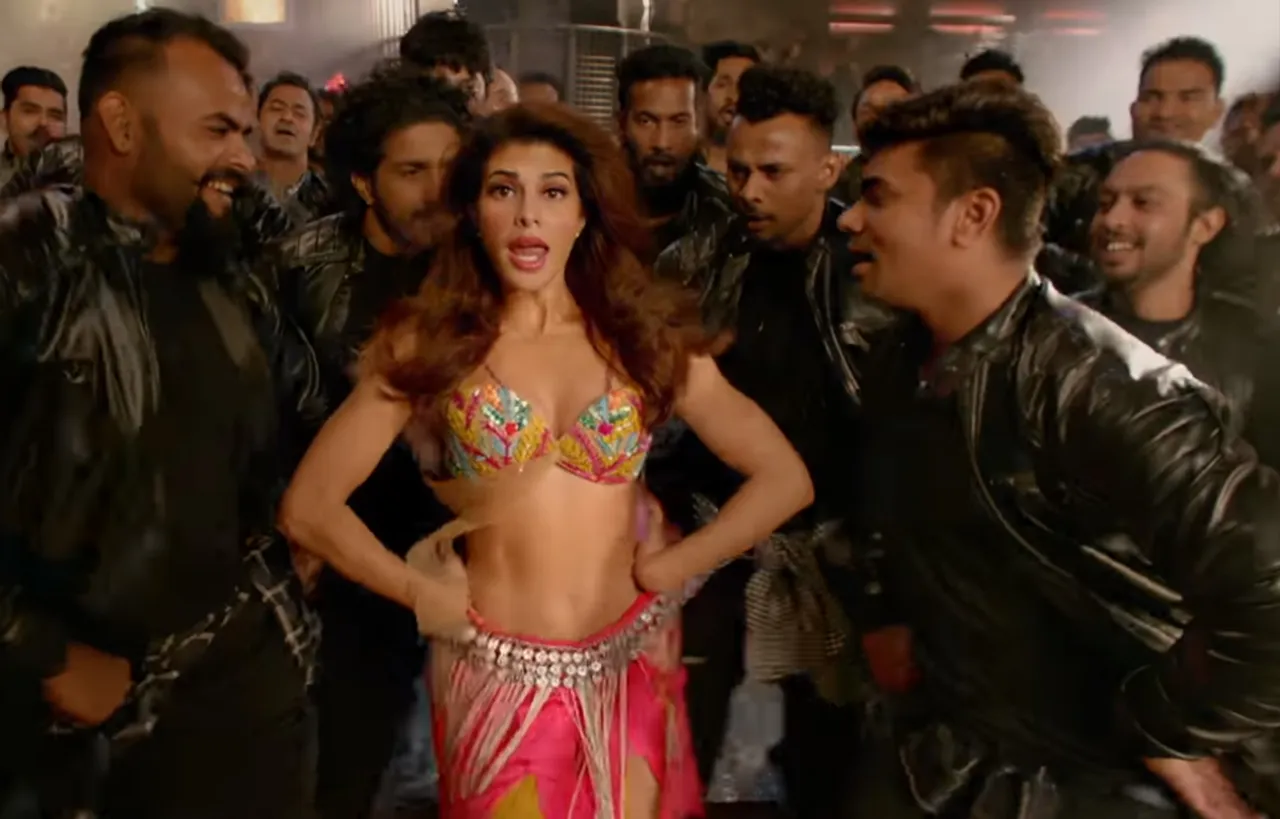 JACQUELINE FERNANDEZ SIZZLES IN EK DO TEEN REMAKE