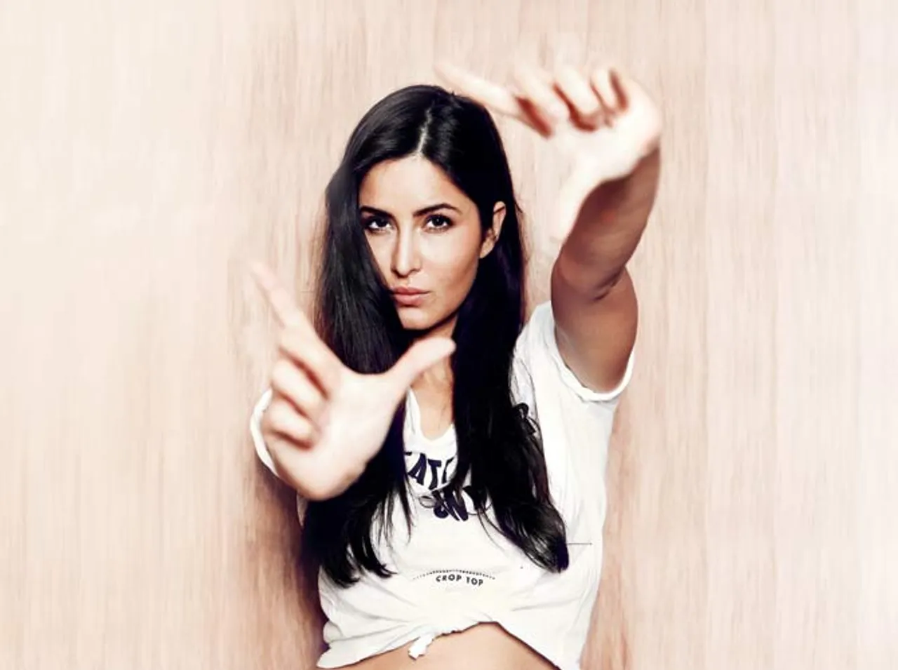 TAKE A TRIP DOWN MEMORY LANE WITH THESE ELECTRIFYING PERFORMANCES BY KATRINA KAIF