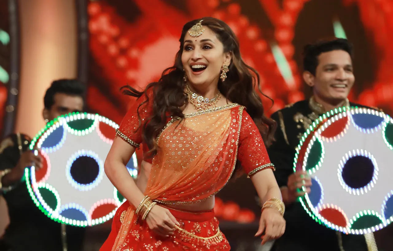 Zee Keralam Hosts A Grand Event Vismayaraavu, As A Lead Up To Its Launch