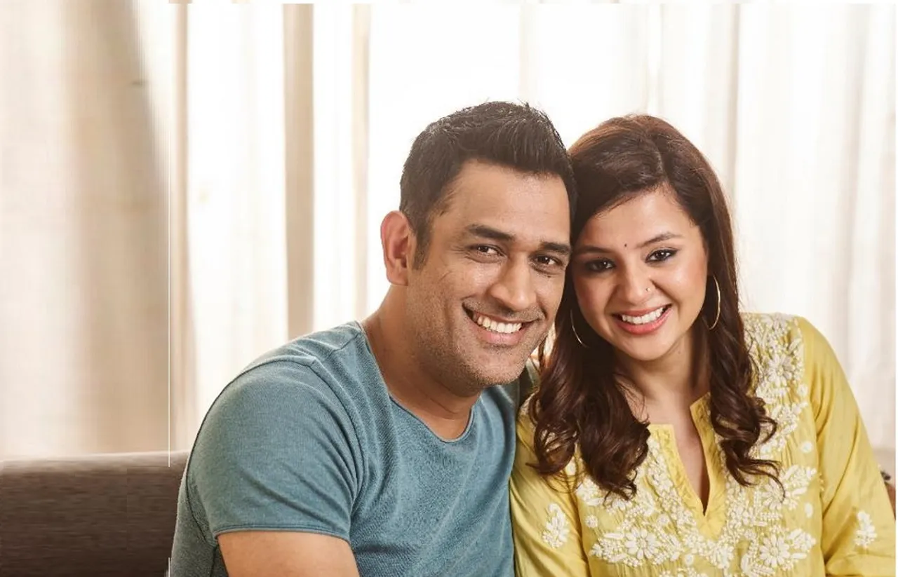 Dhoni & Sakshi