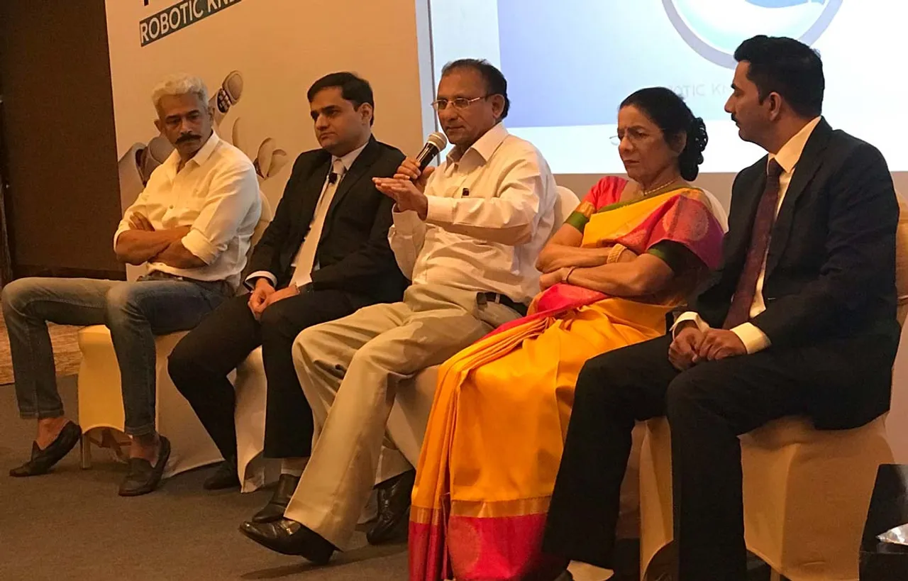 Atul Kulkarni Inaugurates Robotic Assisted Joint Replacement Centre Upasani Super Specialty Hospital