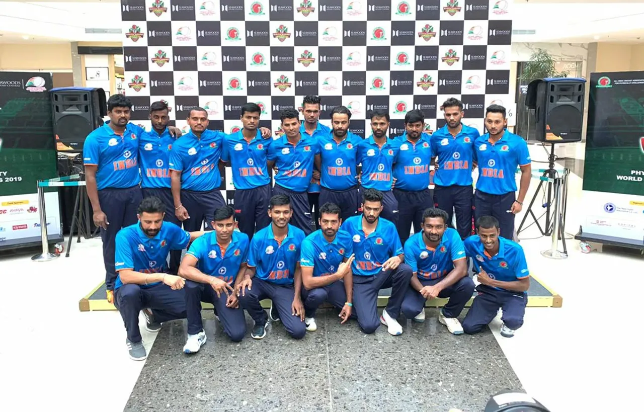 Seawoods-Grand-Central-Mall-wishes-‘All-the-best’-to-‘Wadekar-Warriors’