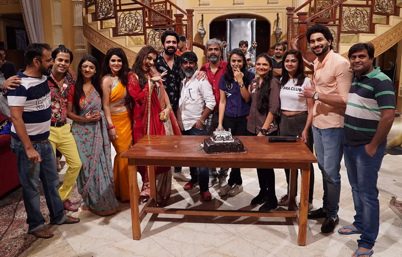 DEEPSHIKHA BIDS A HEARTFELT GOODBYE TO AVINASH SACHDEV AND ADITI RAWAT
