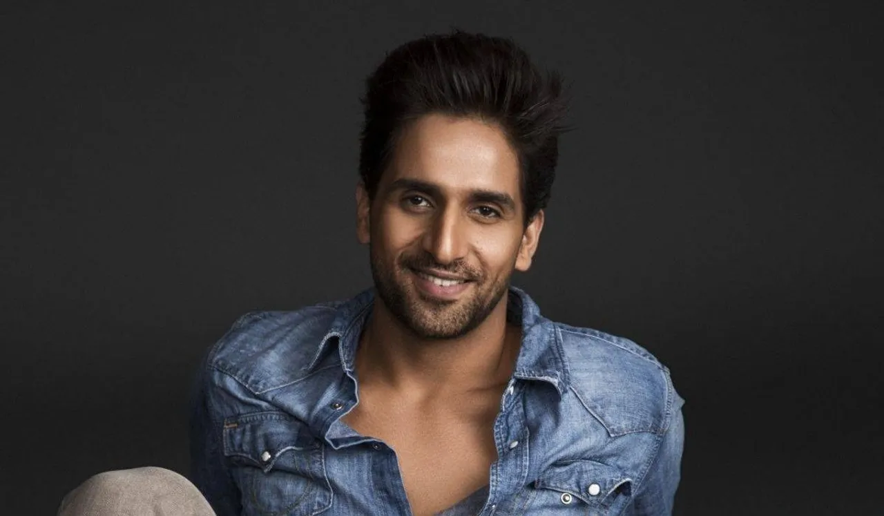 Arslan Goni wishes his father on his birthday
