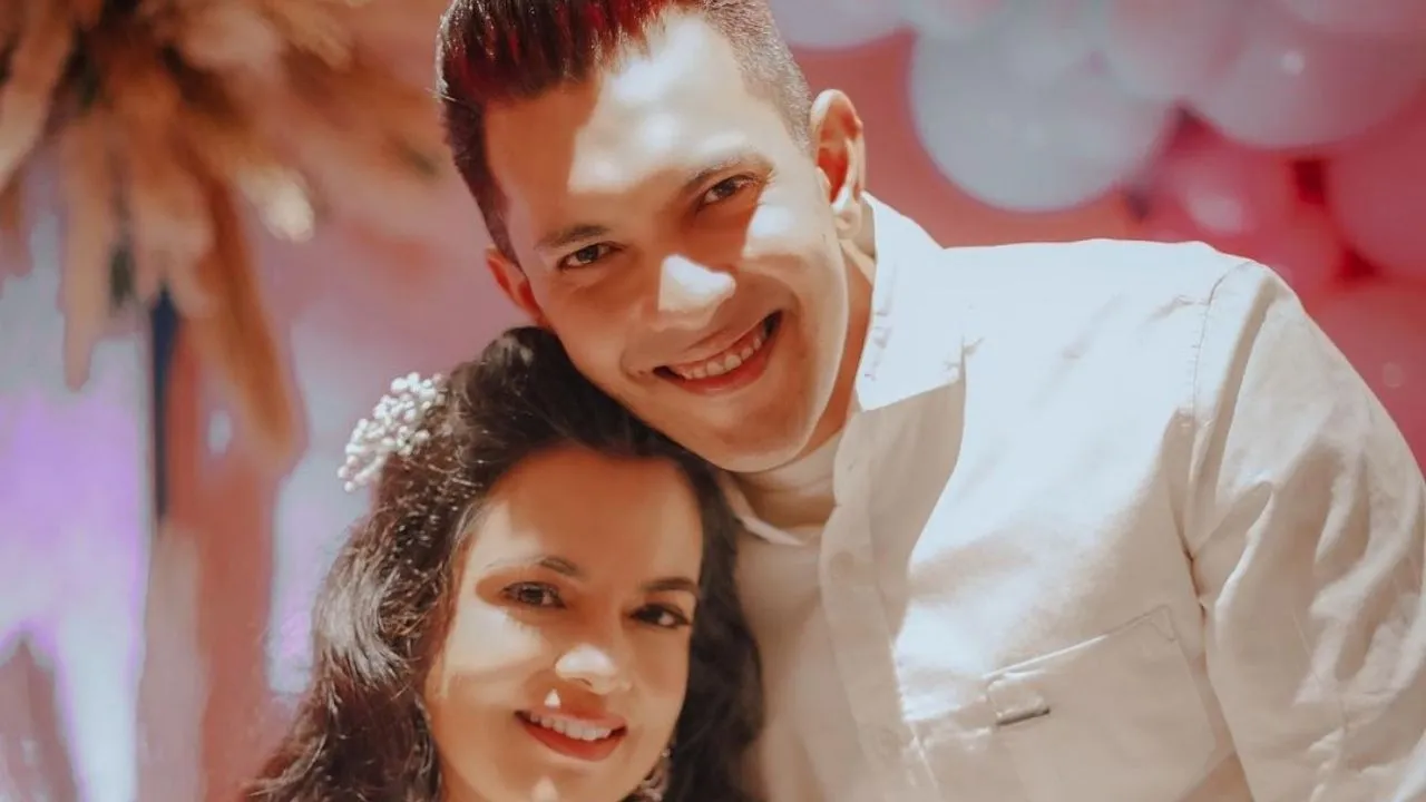 “I started my journey from the sets of Sa Re Ga Ma Pa and now once again, I am starting a new journey in my life from this stage,” says Aditya Narayan on embracing parenthood