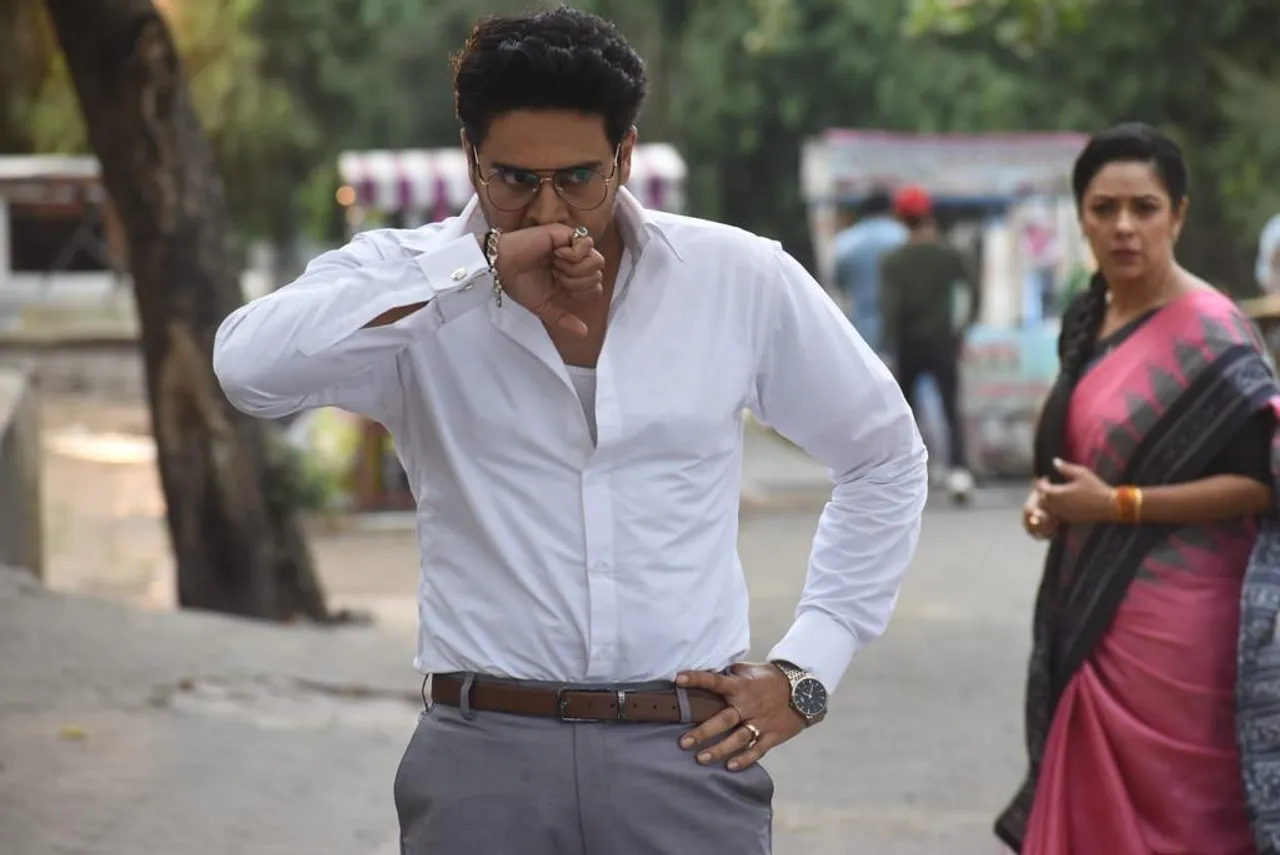 Will Anupamaa and Anuj be able to save Malvika?
