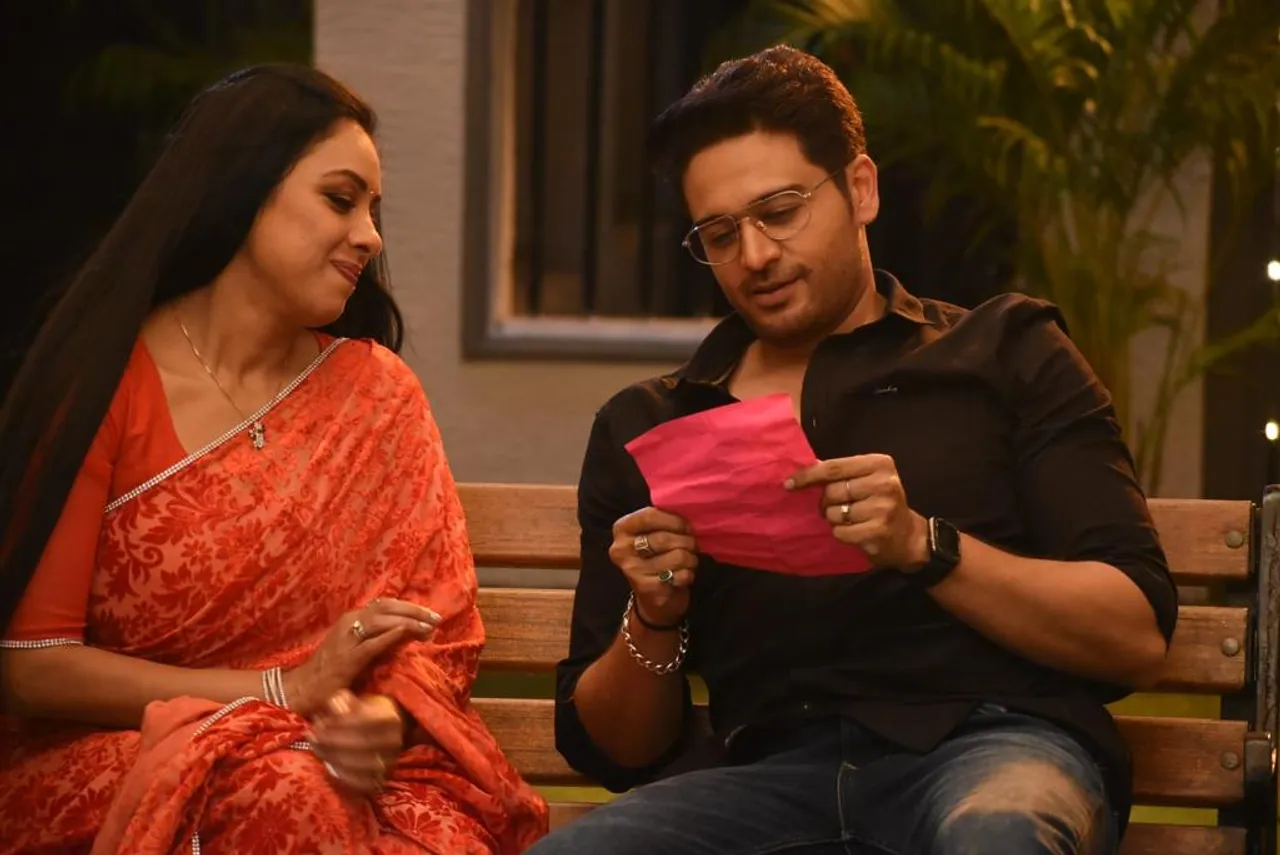Anuj still can't believe that Anupamaa finally confessed her love