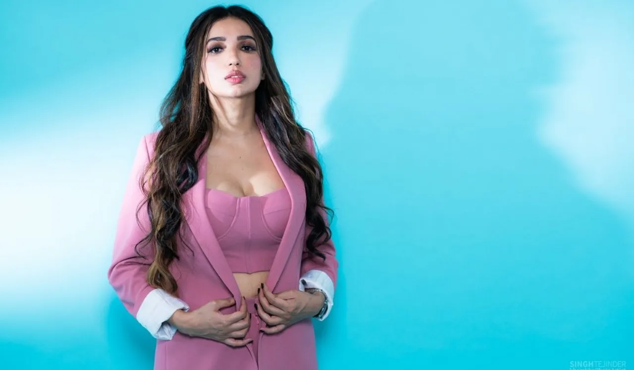 4 women empowering characters written by Kanika Dhillon that speaks on vital feminine issues, cinema needs more of such characters.