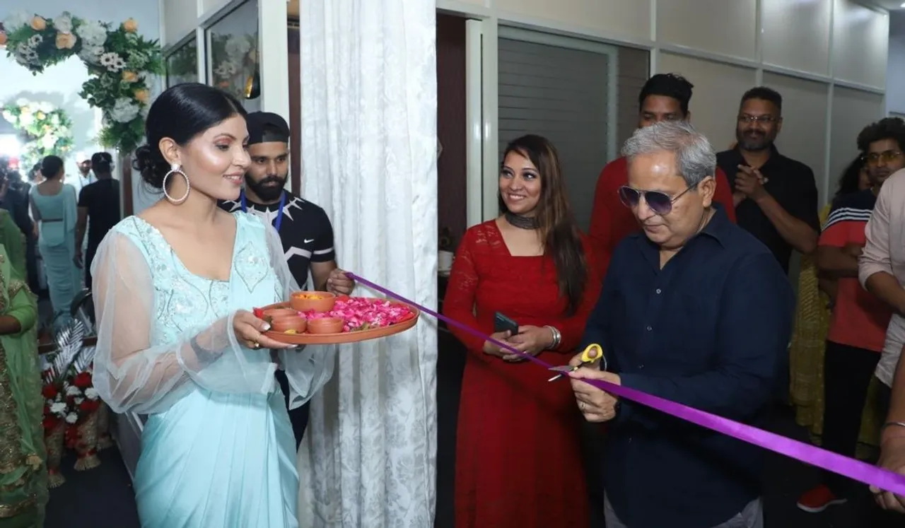 World famous cartoonist, writer and film director Harvinder Mankkar inaugurated yoga expert Nooran Kaur's new brand empower Aura