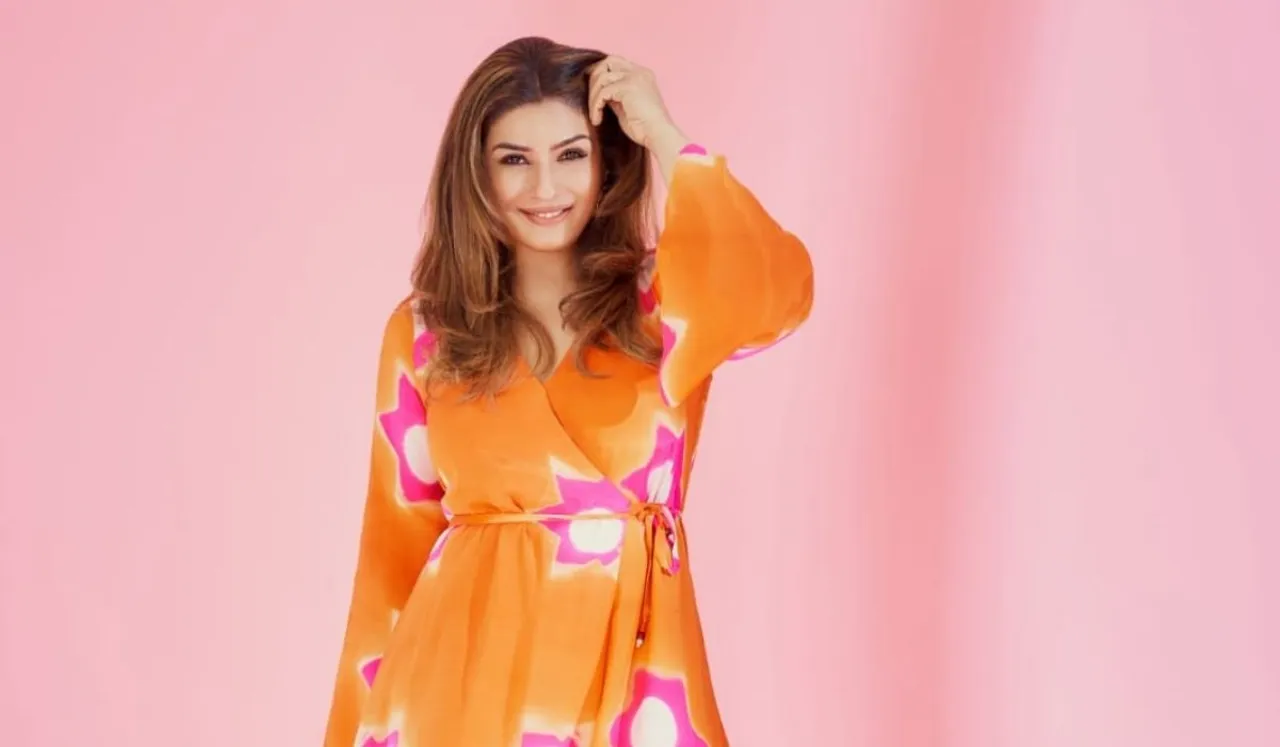 The Ramika Sen hysteria continues! Raveena Tandon gets mobbed in Patna