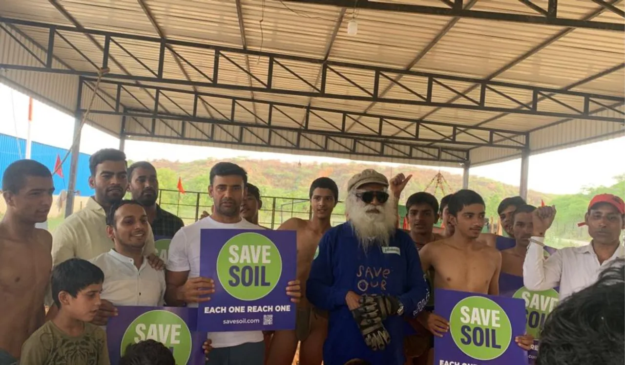 Save soil campaign! Sangram Singh joins Sadguru. To Save Soil. Shares the importance of soil in the wrestling arena!