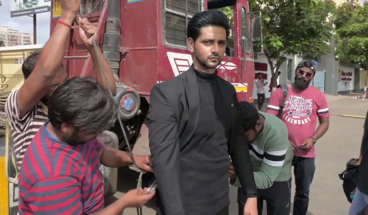 Shakti Arora returns to television after 3 years; will now play an intriguing character with shades of grey in Zee TV’s Kundali Bhagya