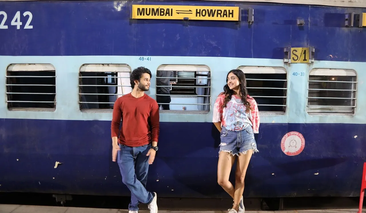Stealing hearts through a memorable train journey, Ritvik Sahore and Gayatrii Bhhardwaj share their experience about working on Amazon miniTV’s Ishq Express