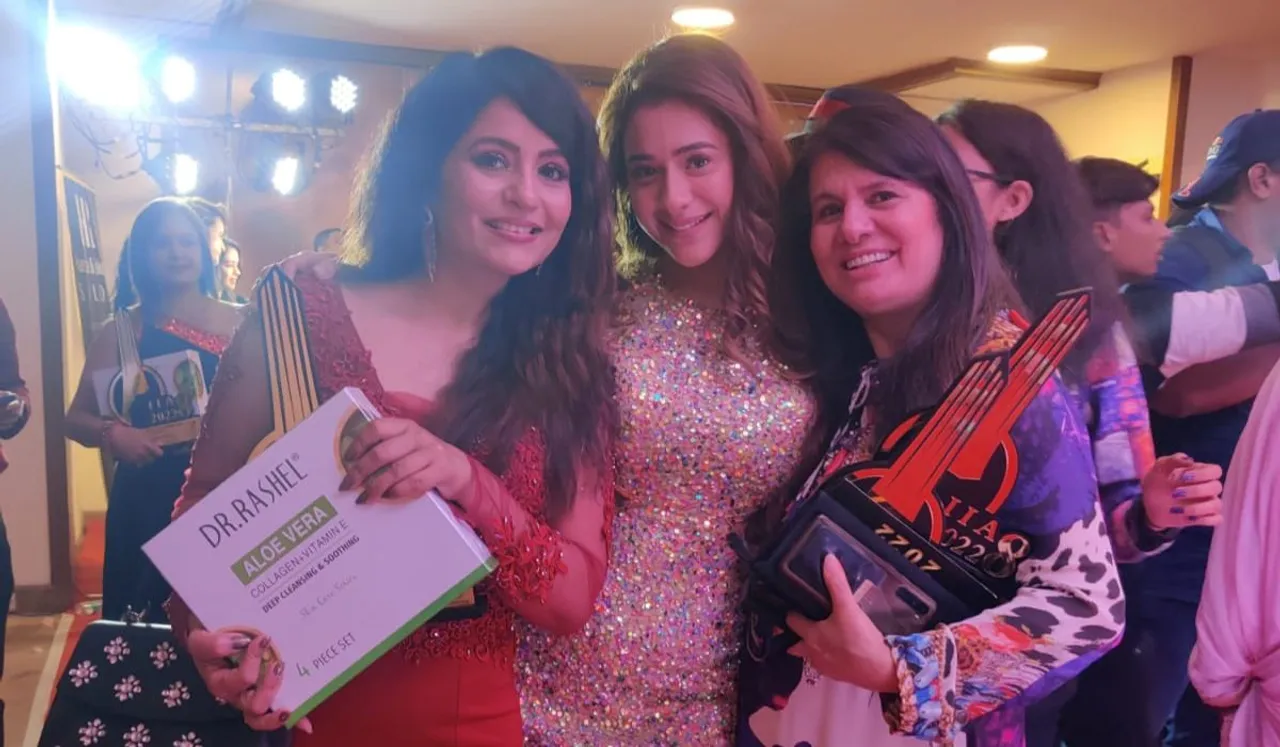 Sanjay and Binaiferr Kohli's 'Bhabiji Ghar Par Hai rocks at International Iconic Awards 2022!
