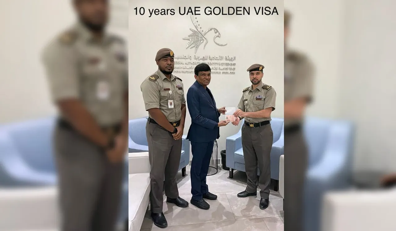 Bollywood’s Top Producer Dr. Jayantilal Gada honoured with the UAE Golden visa.