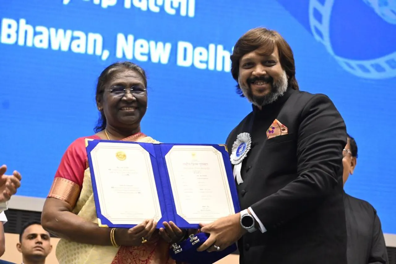 Akshay Bardapurkar and Shantanu Rode bag National Awards for 'Goshta Eka Paithanichi'