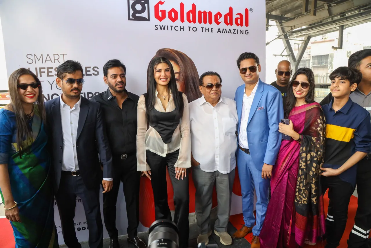 Mr. Kapil Jain, Mr. Kishan Jain, Ms. Jacqueline Fernandez, Mr. Jugraj Ja...