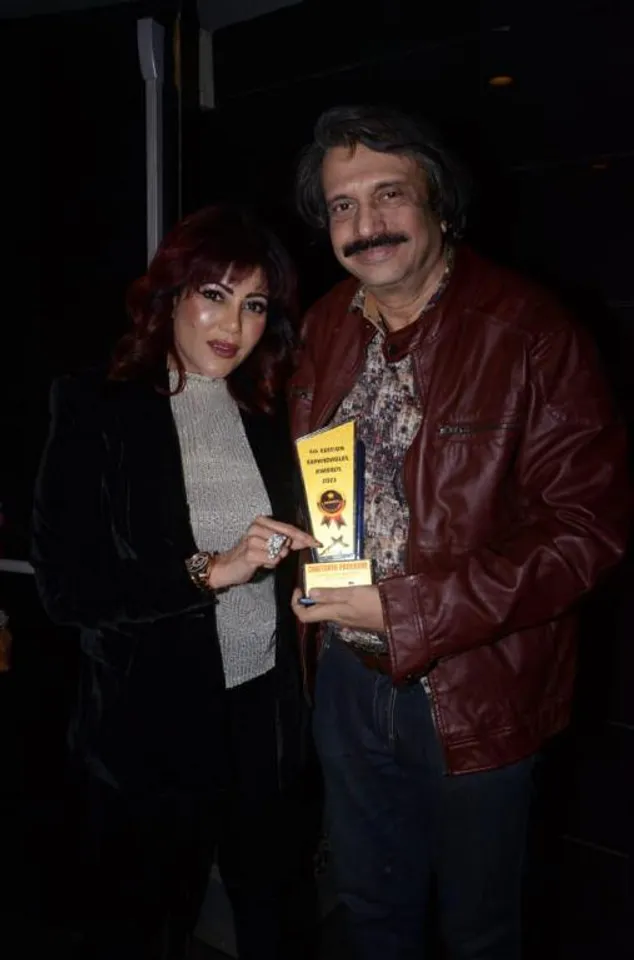 Superstar Amitabh Bachchan “congratulates”  Sr. Film Journalist Chaitanya Padukone for his  Expandables Award-2023 - Chaitanya  Padukone