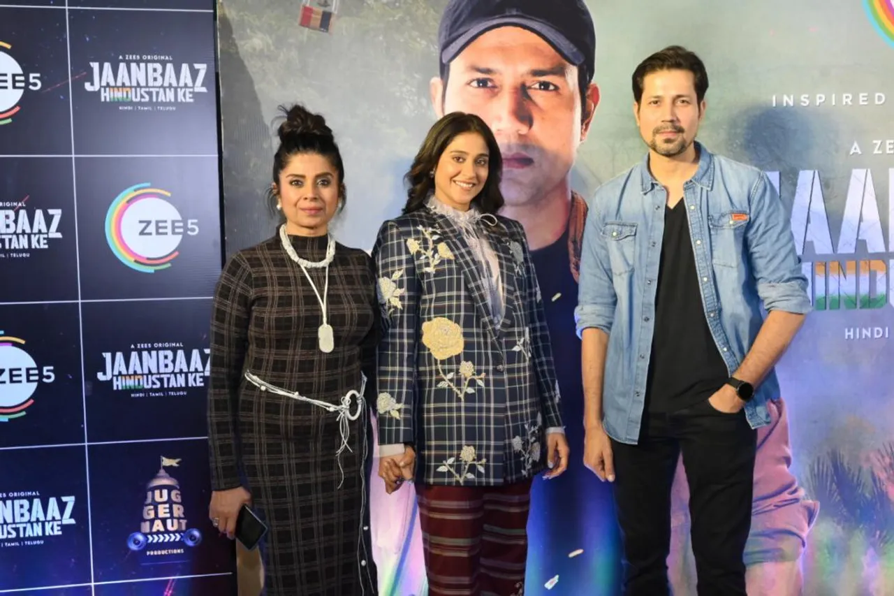 Regina Cassandra, Sumeet Vyas and Mita Vashisht were spotted at the screening of their upcoming series 'Jaanbaaz Hindustan Ke' ahead of its release on ZEE5 this Republic Day!