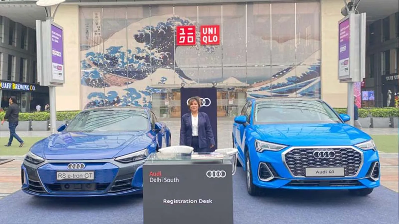 Wheel of Wonder: WOW – AUTO EXPO 2023 at DLF CYBERHUB, GURGAON: Experience the thrill of being at the forefront of the automobile revolution