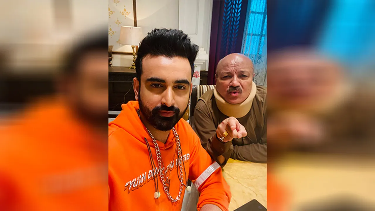 Robin Sohi with Arun Bakshi in the show Ajooni (2)