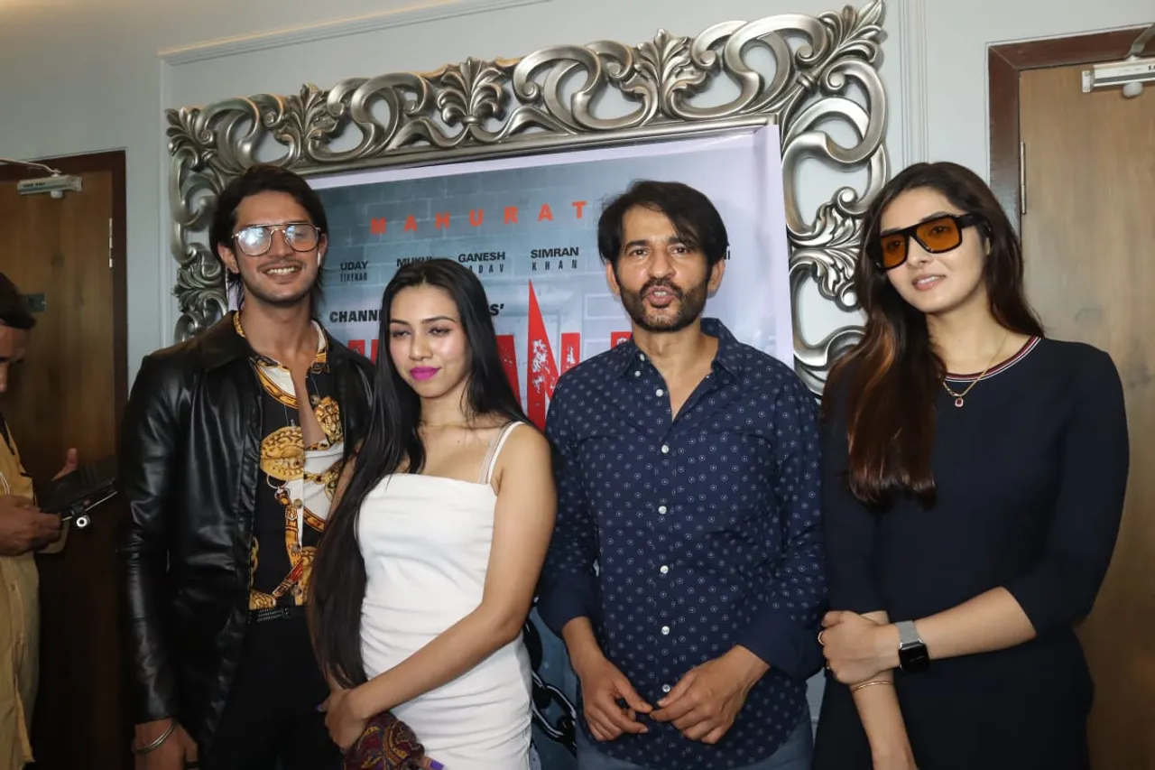 Muhurta of TV star Hiten Tejwani (5)