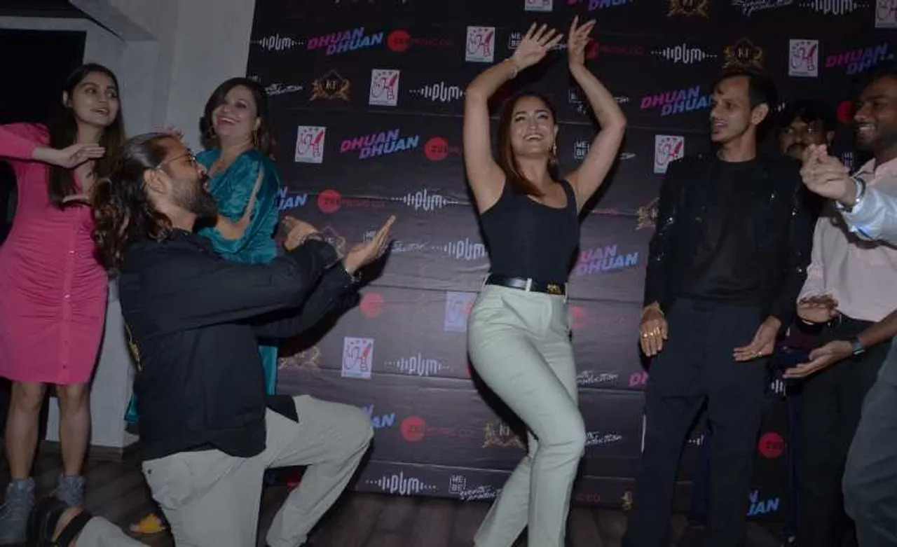 The stars gathered at the success party of Pranav vatsa & Tridha Choudhury made a lot of noise.!