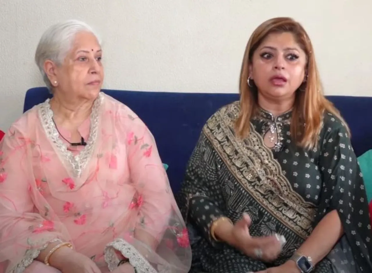 What did Bigg Boss contestant Rinku Dhawan's mother and sister have to say about Rinku's Bigg Boss journey?