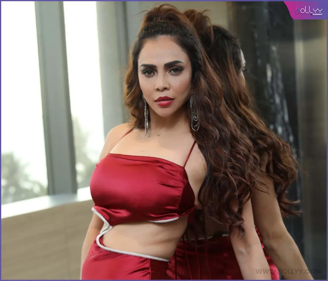 Nikita Rawal takes a break and all set to spend Diwali - - - and How?