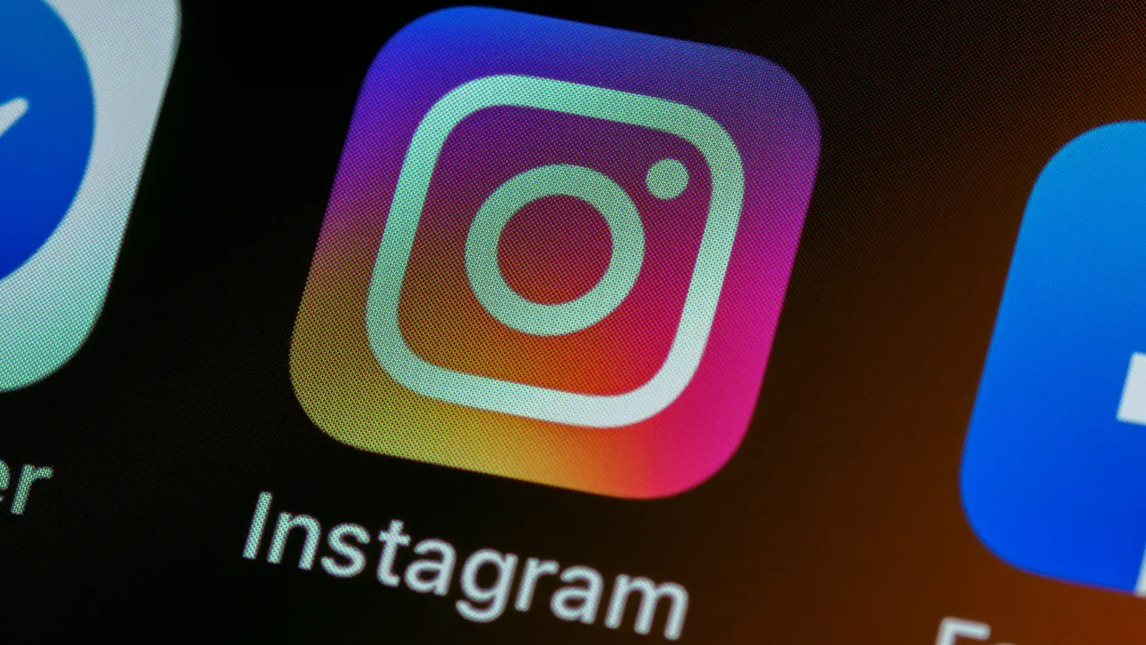 instagram