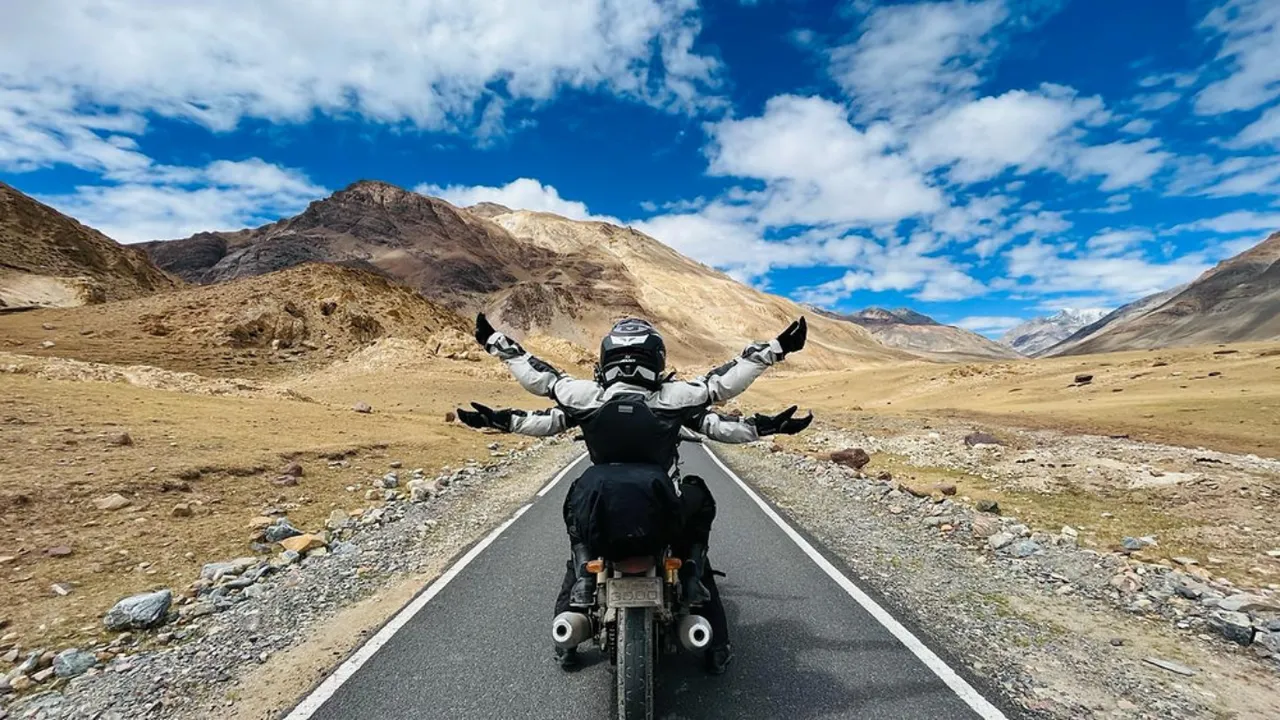 Biking at Spiti Valley
