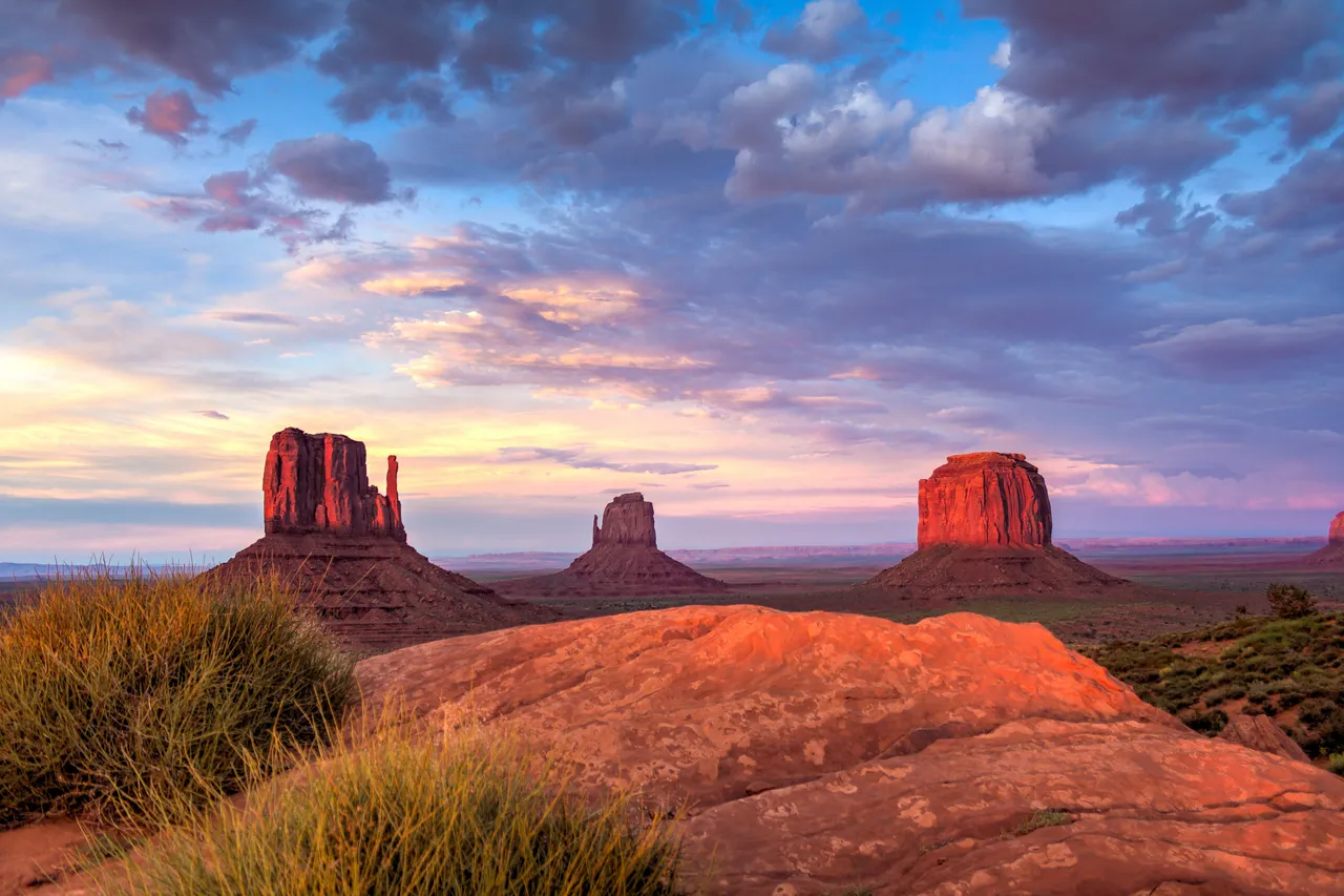 Monument Valley Sunset- MacNeal Crank