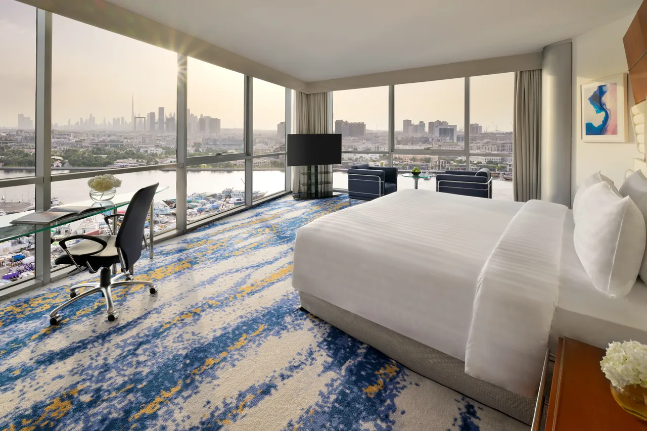 Movenpick Dubai Creek - Executive Room 01