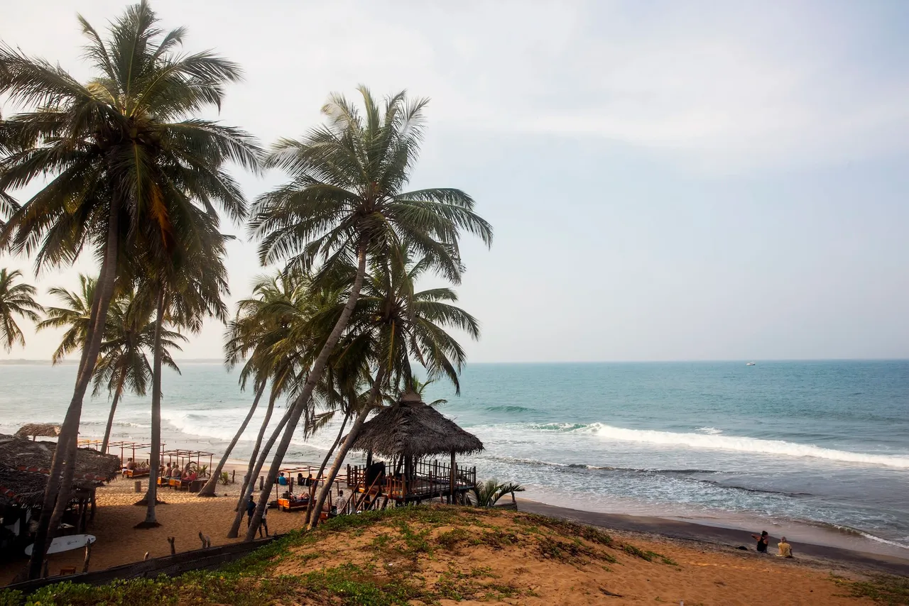 The US embassy has also issued a security alert to its citizens in Sri Lanka saying that it had received “credible information warning of an attack targeting popular tourist locations in the Arugam Bay area.”