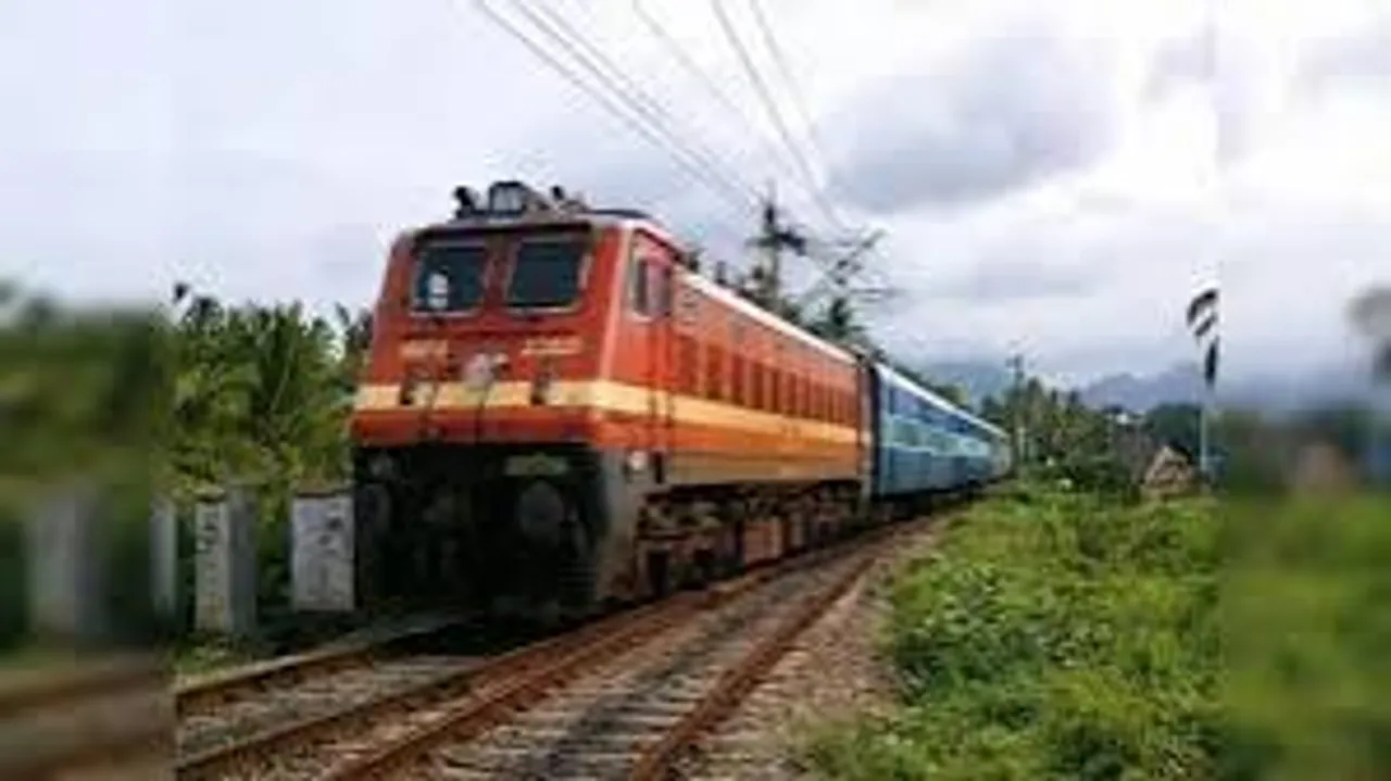 Indian Railways Is operating special trains for Chhath Festival
