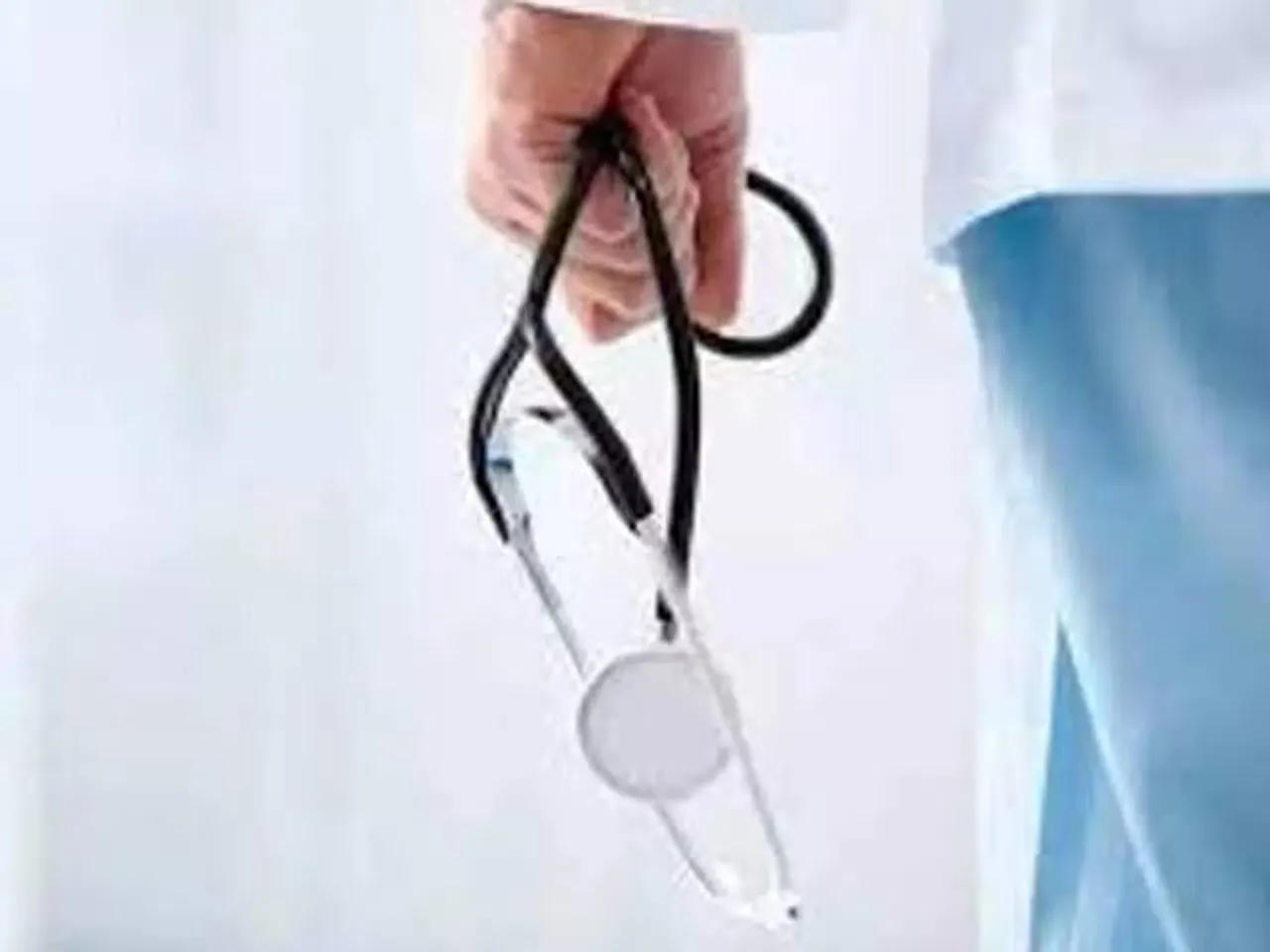 Uttarakhand govt to terminate 118 doctors absent from duty