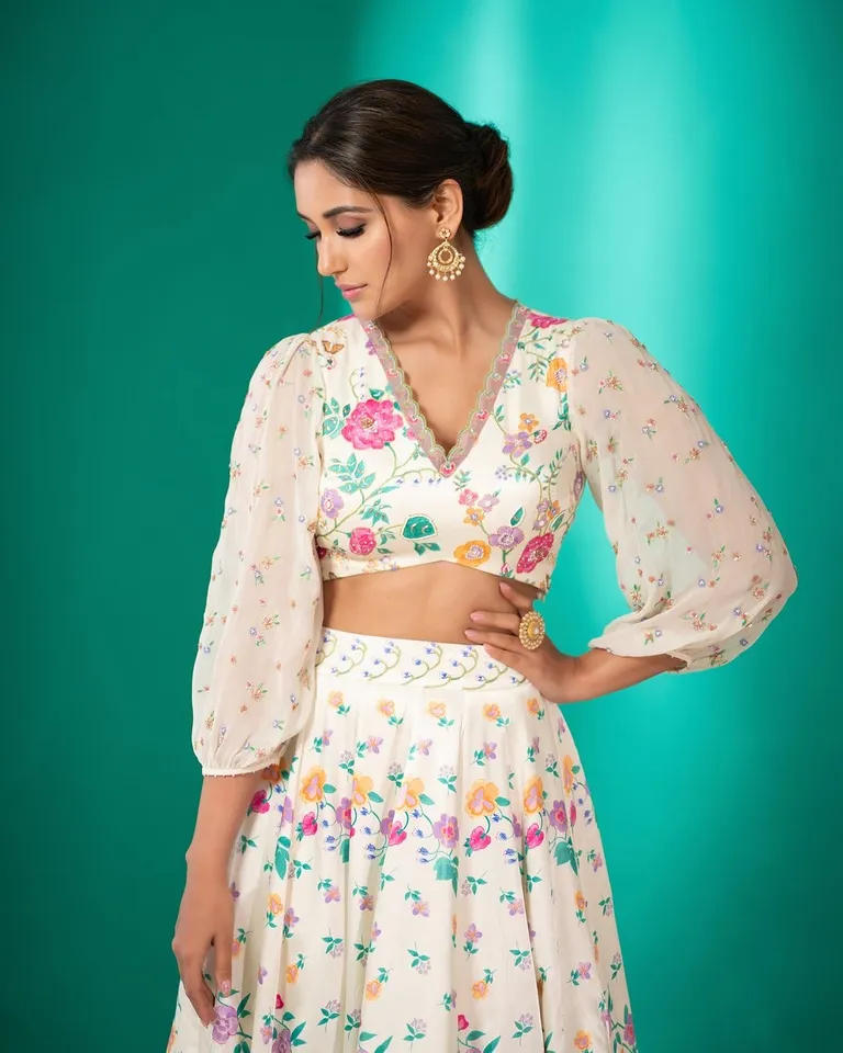 As Nikita Dutta celebrates her birthday today, here's a look at five unknown facts about her