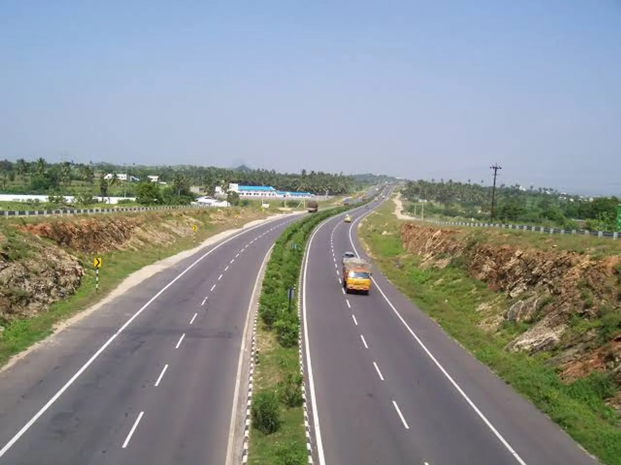 61 roads to be widened in Gujarat with ₹2995 crore funding