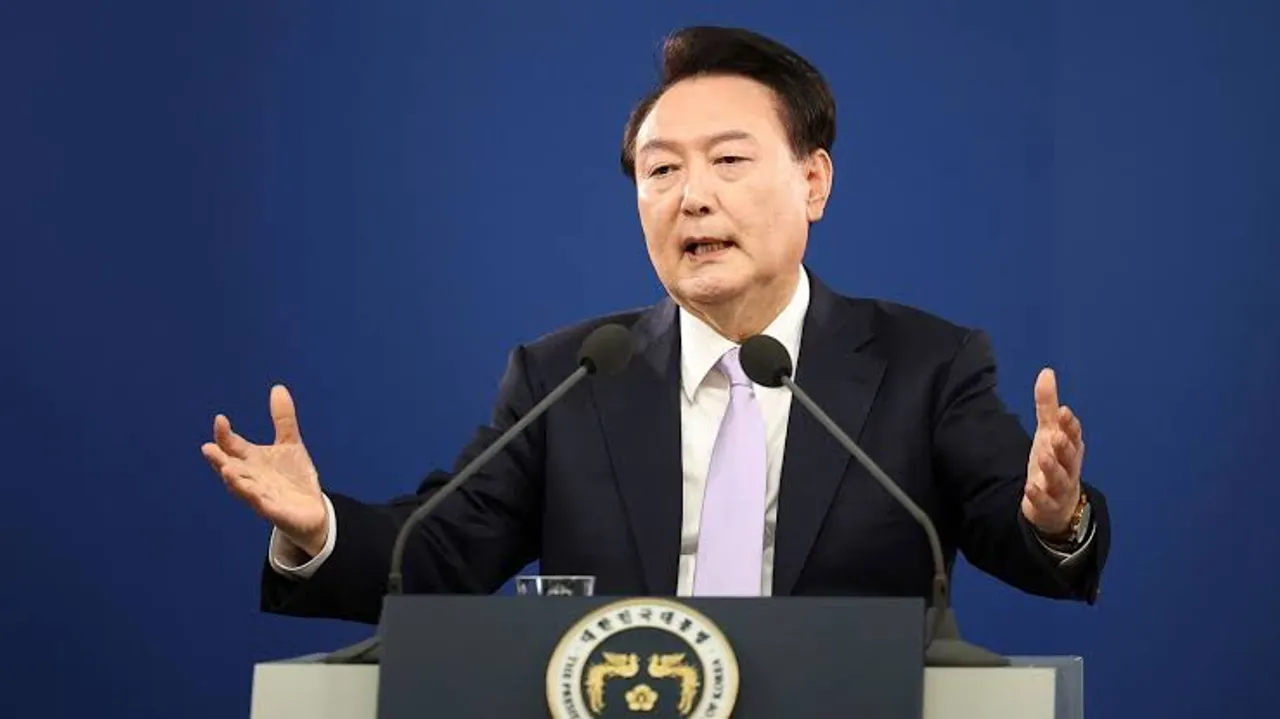 South Korea police investigate President Yoon Suk Yeol amid martial law crisis