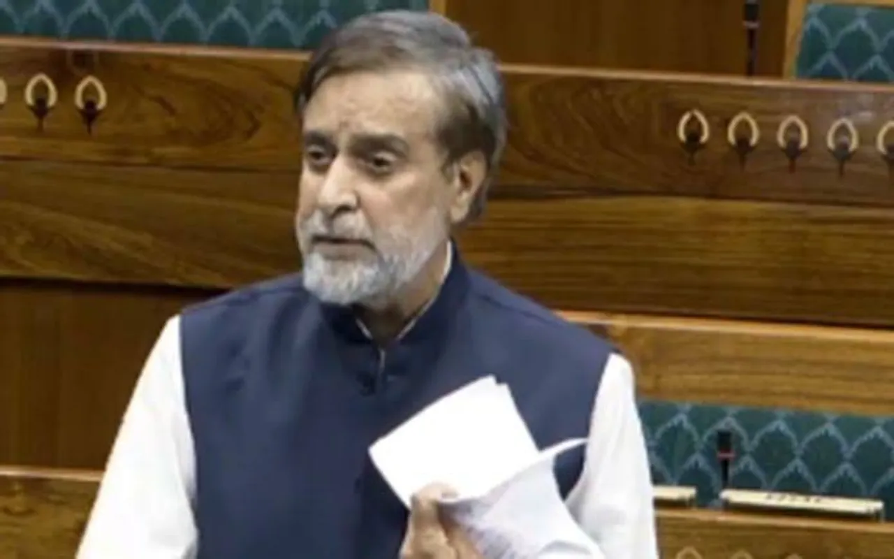 Mian Altaf demands stop in Anantnag for Delhi-Srinagar train