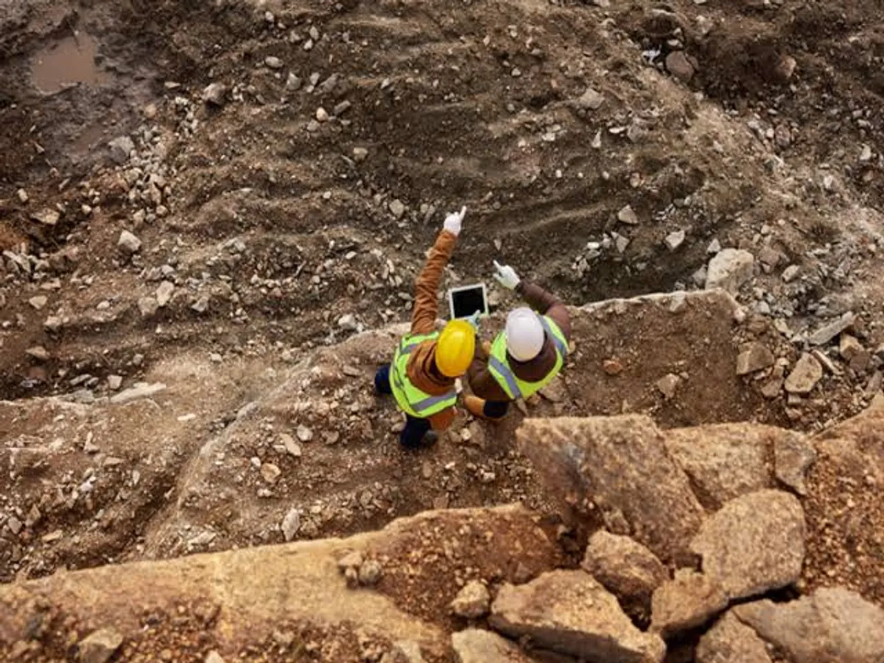 Indonesian parliament proposes revision of mining law
