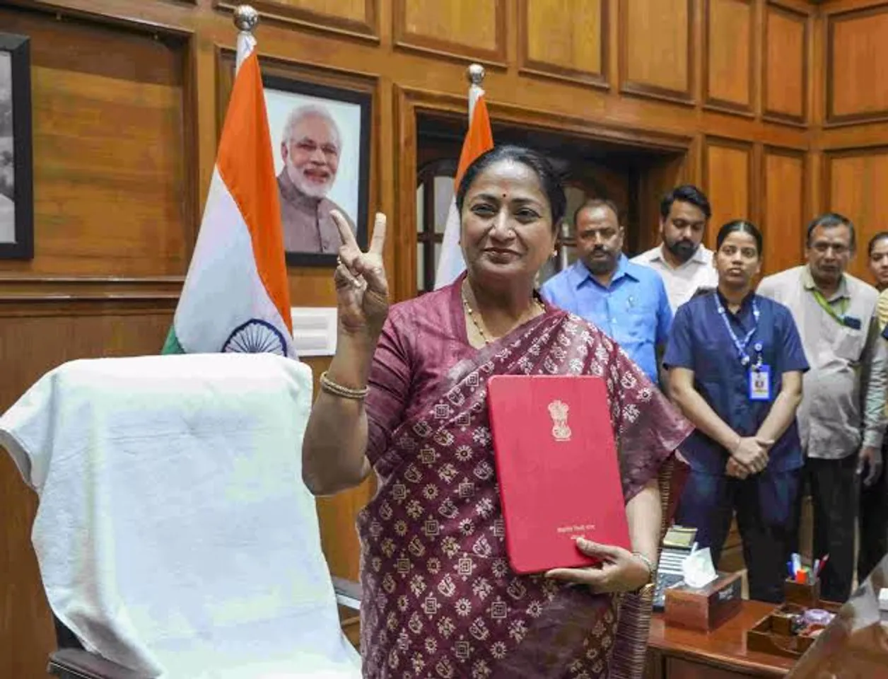 Delhi CM presents ₹1 lakh crore budget, calls it Historic