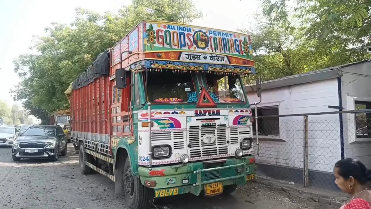Ankleshwar: 62 Goats rescued from cruel transport on NH-48, truck driver arrested