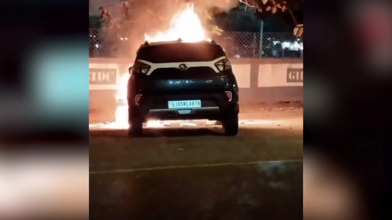 Ankleshwar: Car catches fire near Kamal Garden in GIDC, driver escapes unharmed