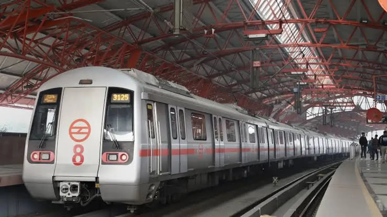 Metro operations between Shahpur and Old High Court halted due to cable theft