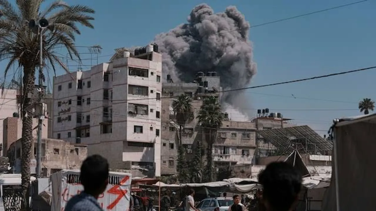 30 Killed in Israeli attack near aid delivery site in Rafah