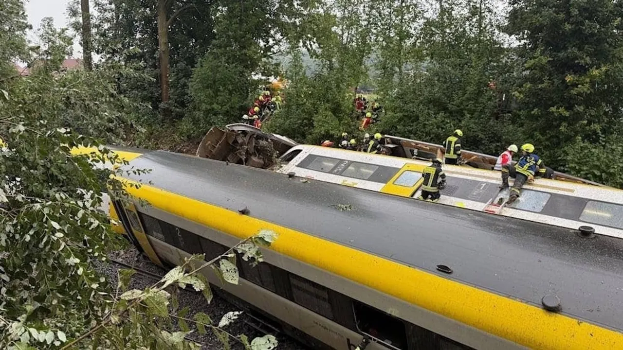 germany train derailed