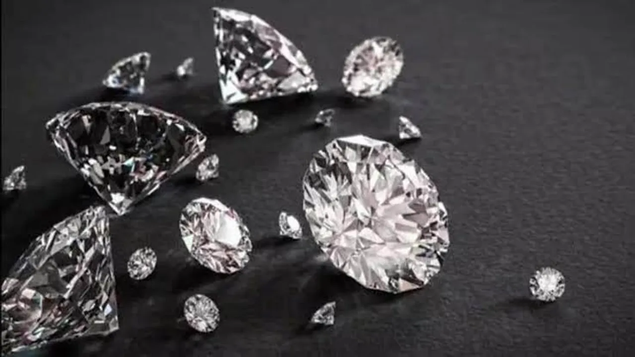 ₹32.5 crore diamonds stolen in Surat factory heist