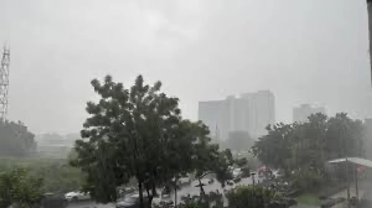 Ahmedabad sees widespread showers amid alert in Gujarat