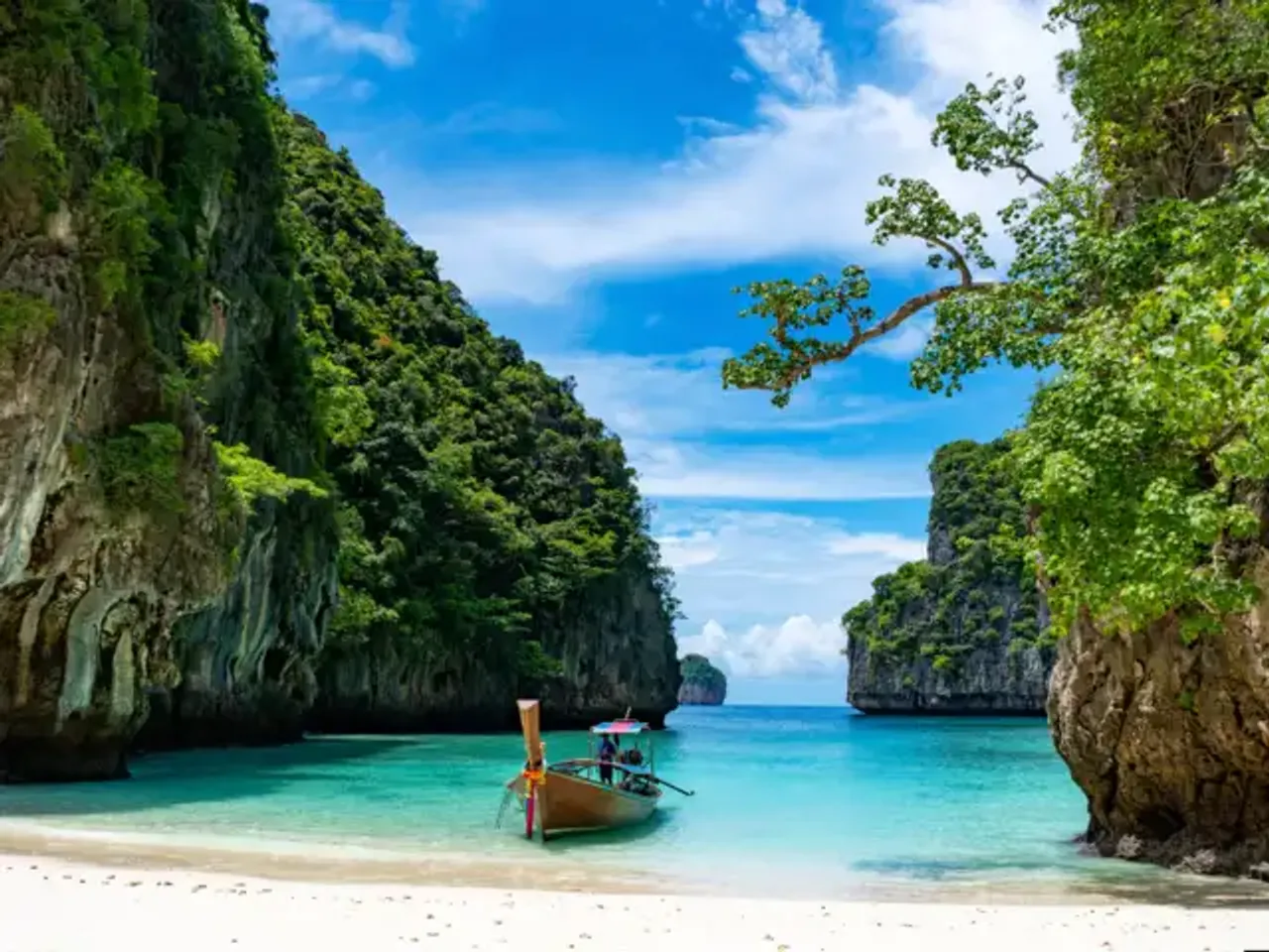 Thailand’s tourism authority launches digital guide for visitors